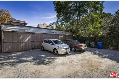 1017 W 24th St, Los Angeles, CA 90007 - Photo 29