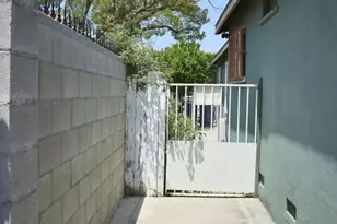 8708 Cadillac Ave, Los Angeles, CA 90034 - Photo 19