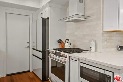 2219 Voorhees Ave #2, Redondo Beach, CA 90278 - Photo 11