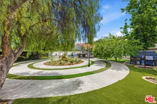 29107 Hillrise Dr, Agoura Hills, CA 91301 - Photo 23