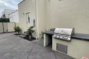 422 S Clark Dr, Beverly Hills, CA 90211 - Photo 19