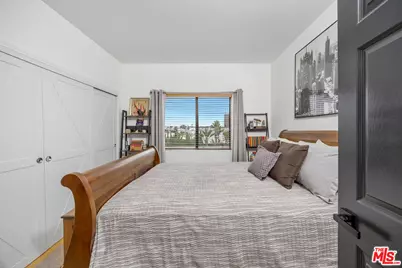 11982 Kiowa Ave #307, Los Angeles, CA 90049 - Photo 15