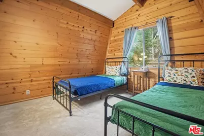 27071 Overlook Ln, Lake Arrowhead, CA 92352 - Photo 25