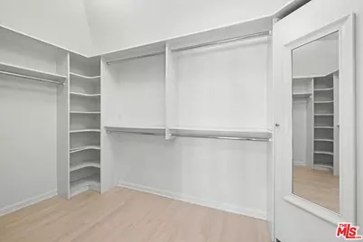 10798 Weyburn Ave, Los Angeles, CA 90024 - Photo 27