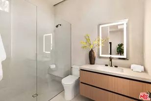 18100 Karen Dr, Tarzana, CA 91356 - Photo 21
