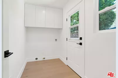 8121 Chase Ave, Los Angeles, CA 90045 - Photo 31