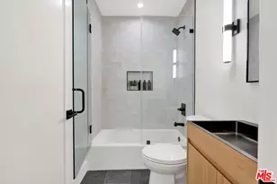 8121 Chase Ave, Los Angeles, CA 90045 - Photo 27