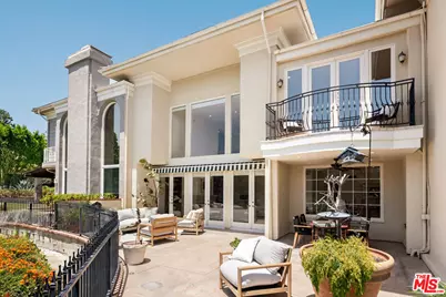2125 Ridge Dr, Los Angeles, CA 90049 - Photo 25