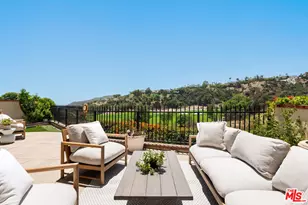 2125 Ridge Dr, Los Angeles, CA 90049 - Photo 27