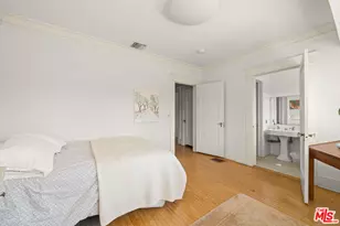 801 N Rodeo Dr, Beverly Hills, CA 90210 - Photo 37