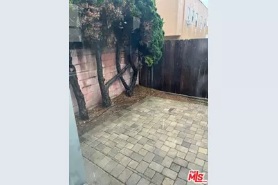 779 W 18th St, San Pedro, CA 90731 - Photo 23