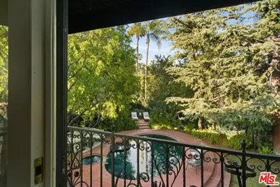 2041 Grace Ave, Los Angeles, CA 90068 - Photo 37