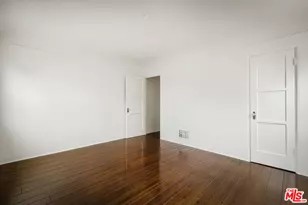 844 S Curson Ave, Los Angeles, CA 90036 - Photo 21