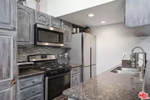 15946 Vanowen St, Van Nuys, CA 91406 - Photo 5