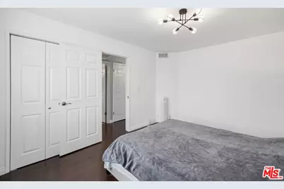 15946 Vanowen St #209, Los Angeles, CA 91406 - Photo 9