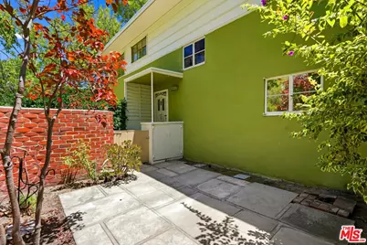 5314 Village Grn, Los Angeles, CA 90016 - Photo 17