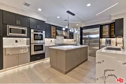 5170 Gloria Ave, Encino, CA 91436 - Photo 53