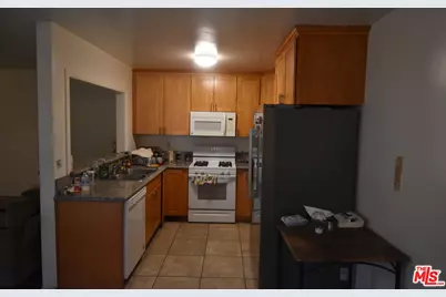 1320 N Columbus Ave, Glendale, CA 91202 - Photo 5