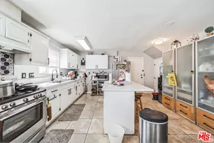 12221 Athens Way, Los Angeles, CA 90061 - Photo 5