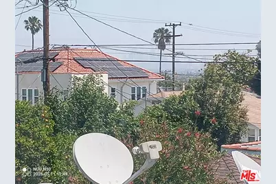 5132 Hillcrest Dr, Los Angeles, CA 90043 - Photo 11