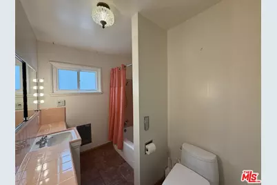 12207 Palms Blvd, Los Angeles, CA 90066 - Photo 27