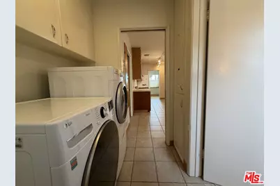 12207 Palms Blvd, Los Angeles, CA 90066 - Photo 25