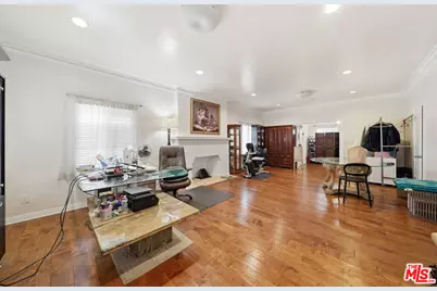 826 Crenshaw Blvd, Los Angeles, CA 90005 - Photo 3