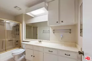 883 W 34th St, Long Beach, CA 90806 - Photo 9