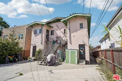 746 E 32nd St, Los Angeles, CA 90011 - Photo 39