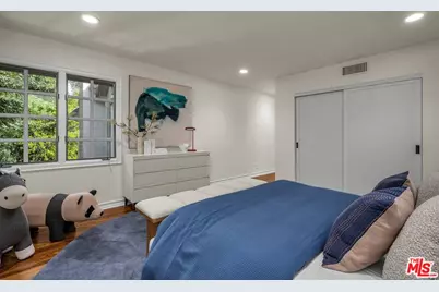 3225 Iredell Ln, Studio City, CA 91604 - Photo 47