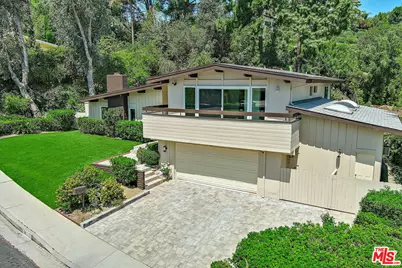 4117 Ellenita Ave, Tarzana, CA 91356 - Photo 1