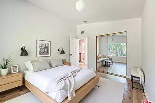 4117 Ellenita Ave, Tarzana, CA 91356 - Photo 17