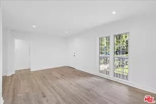 1185 S Tremaine Ave, Los Angeles, CA 90019 - Photo 9
