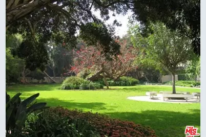 2160 Century Park East #804, Los Angeles, CA 90067 - Photo 33