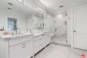1540 1st St, Manhattan Beach, CA 90266 - Photo 27