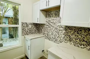 3637 S Sepulveda Blvd, Los Angeles, CA 90034 - Photo 9