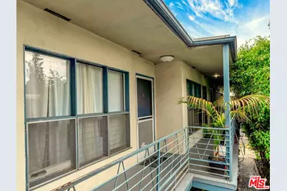 3637 S Sepulveda Blvd, Los Angeles, CA 90034 - Photo 7