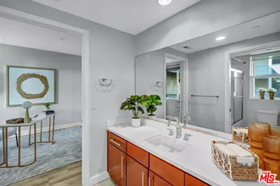 14412 Killion St #205, Sherman Oaks, CA 91401 - Photo 23