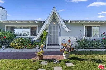 21829 Rodax St, Canoga Park, CA 91304 - Photo 3