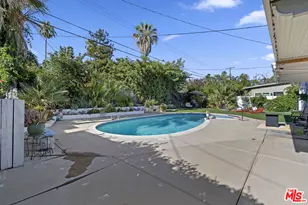 21829 Rodax St, Canoga Park, CA 91304 - Photo 25