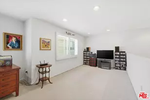 1043 11th St, Santa Monica, CA 90403 - Photo 33