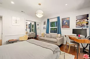 7030 De Longpre Ave, Los Angeles, CA 90028 - Photo 27
