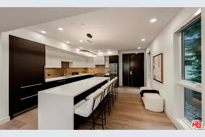 505 S Barrington Ave #308, Los Angeles, CA 90049 - Photo 1