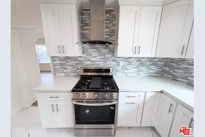 6303 Eileen Ave, Los Angeles, CA 90043 - Photo 7
