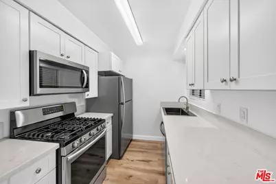 10521 National Blvd #214, Los Angeles, CA 90034 - Photo 11