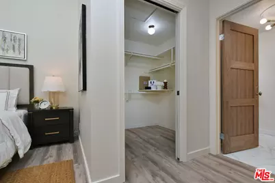 22522 Avenue San Luis, Woodland Hills, CA 91364 - Photo 29