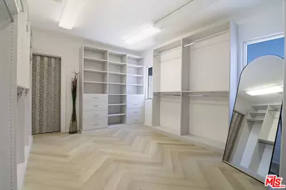 508 N Canon Dr, Beverly Hills, CA 90210 - Photo 19