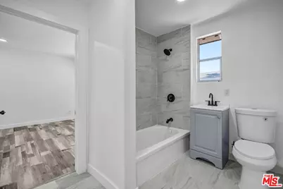 425 N Eastern Ave, Los Angeles, CA 90022 - Photo 19