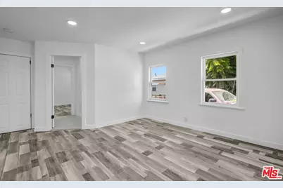425 N Eastern Ave, Los Angeles, CA 90022 - Photo 21