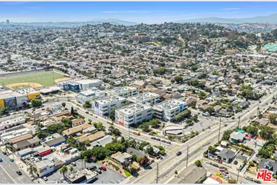 425 N Eastern Ave, Los Angeles, CA 90022 - Photo 45